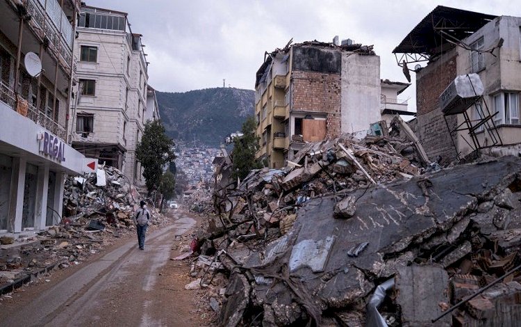 Depremde can kaybı 44 bin 218'e  yükseldi
