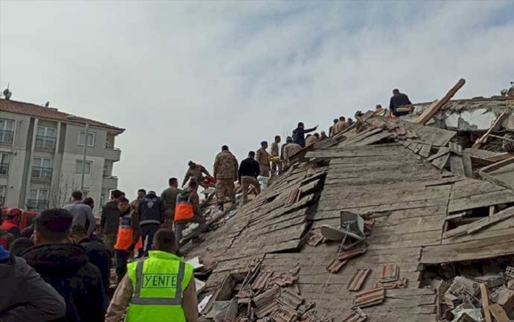 Malatya'da 5,6 büyüklüğünde deprem: 1 ölü, 69 yaralı