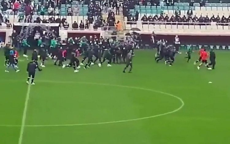 Bursa'da Amed Spor'a yönelik ırkçı saldırı