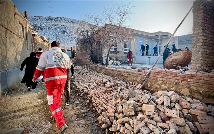 Rojhilat'ın Xoy kentindeki depremde 82 kişi yaralandı