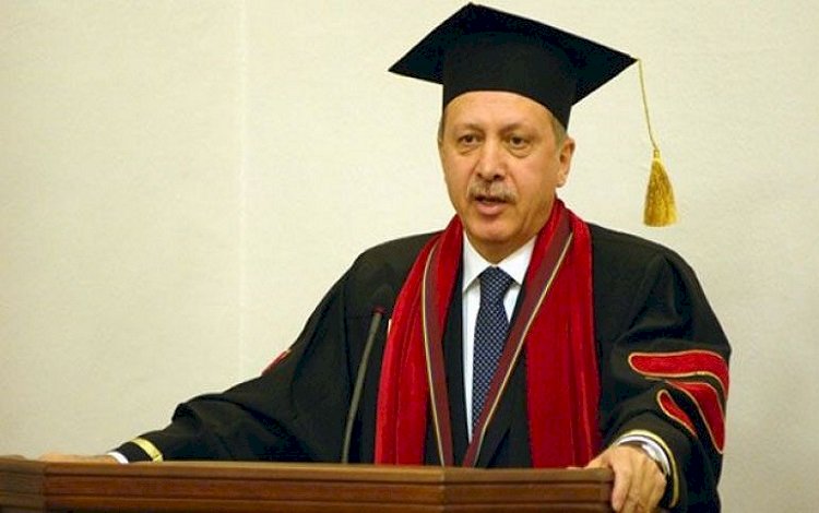 Erdoğan’ın üniversite diploması paylaşıldı