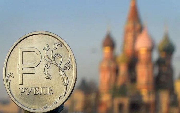 Wall Street Journal: Rus ekonomisi çöküşe geçti