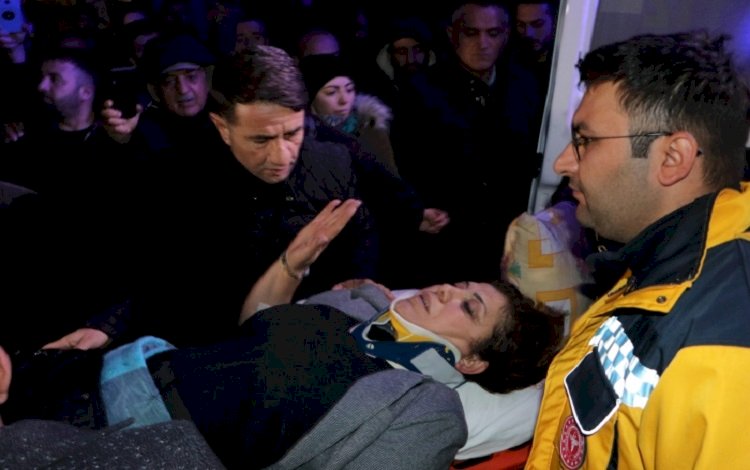Kaza geçiren Meral Danış Beştaş Ankara'ya sevk edildi