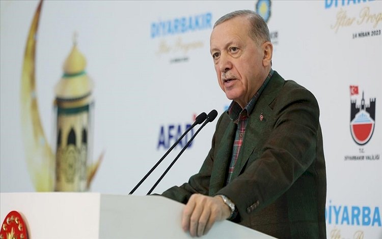 Erdoğan, Diyarbakır'da Demirtaş'ı hedef aldı, HDP'ye yüklendi