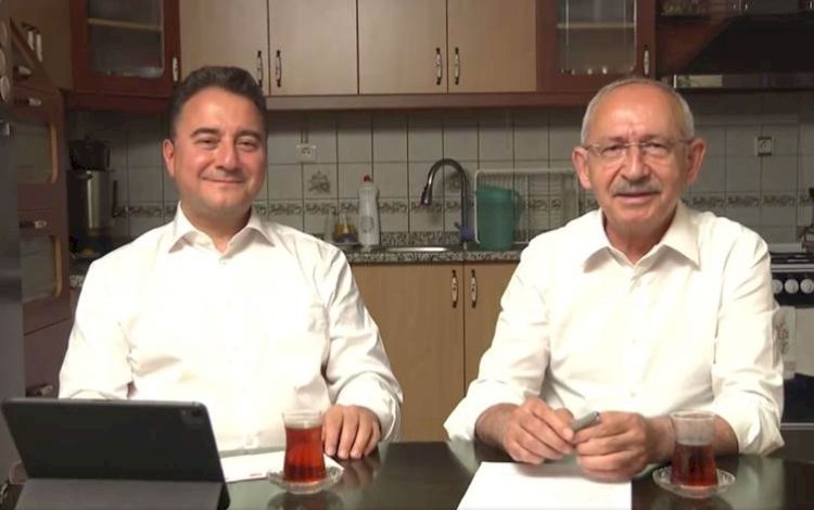 Kılıçdaroğlu ve Babacan mutfaktan seçmene seslendi: Şampiyonlar Ligi hazır