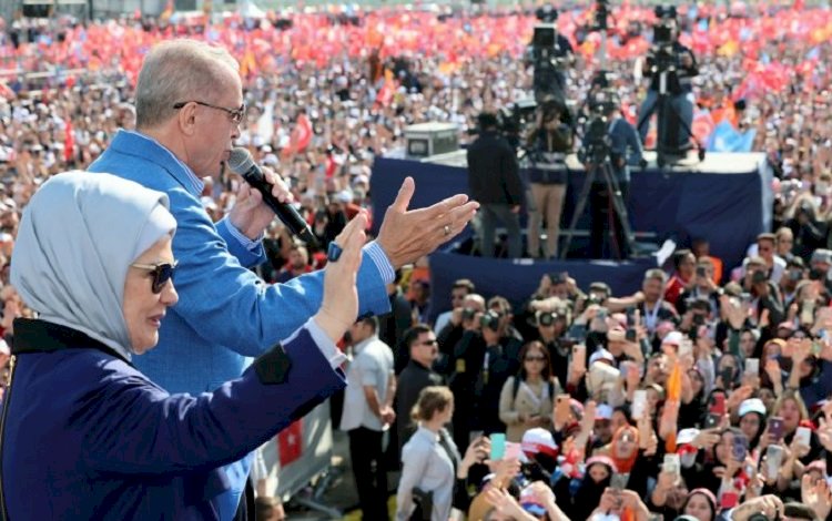 Erdoğan İstanbul mitinginde konuştu: Kılıçdaroğlu’na vatanı böldürtmeyeceğiz