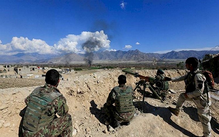 İran sınır muhafızları ile Taliban güçleri arasında çatışma