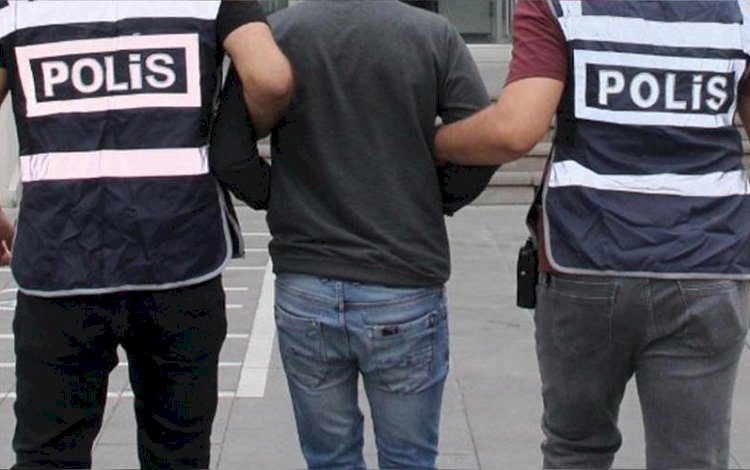 Bitlis'te ev baskınları: 8 kişi gözaltına alındı