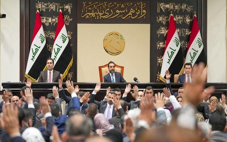 Günlerdir tartışılan 3 yıllık Irak Bütçesi onaylandı