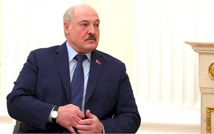 Lukaşenko 'Barış planını' ağzından kaçırdı: 'Putin belgeleri gönderdi'
