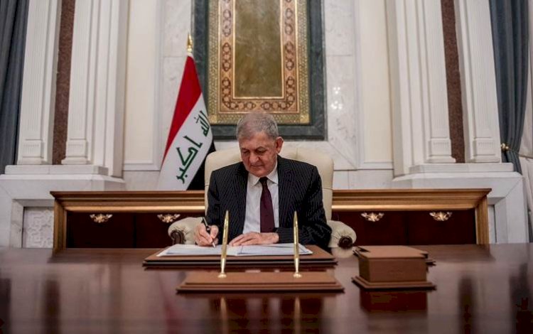 Irak Cumhurbaşkanı bütçe yasasını onayladı