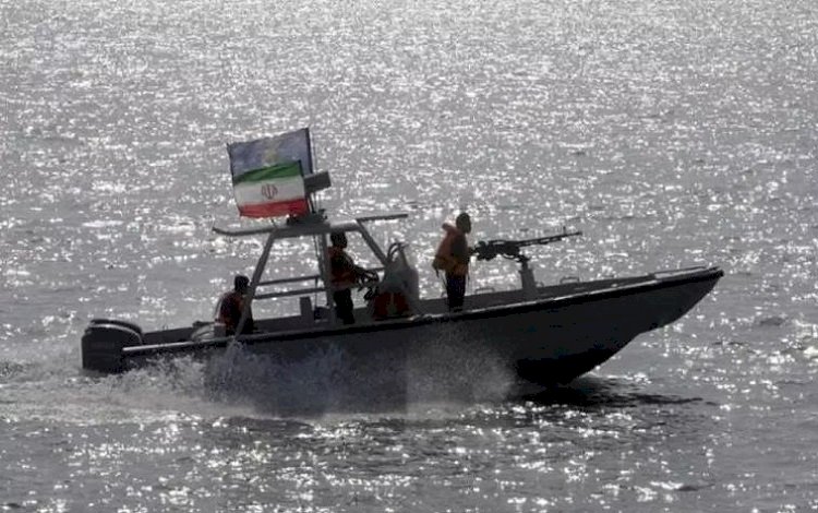 ABD: İran Basra Körfezi'nde bir gemiye el koydu