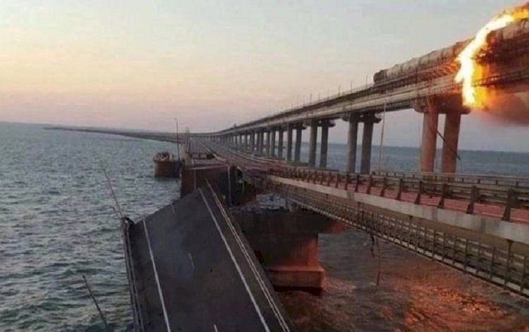 Zelenskiy’den Kırım Köprüsü’ne saldırı açıklaması: 'Rusya’nın suçlarına yanıt'