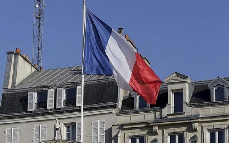Fransa, İran’da türbeye düzenlenen saldırıyı kınadı