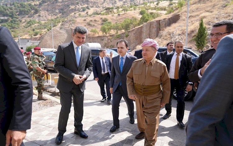 Başkan Mesud Barzani Amedi ilçesinde halkla buluştu