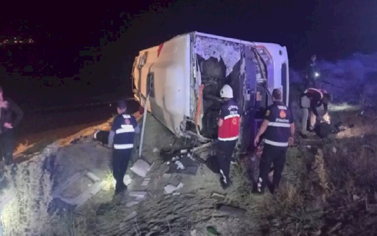 Van'da mültecileri taşıyan araçta kaza: 5 Ölü 26 Yaralı