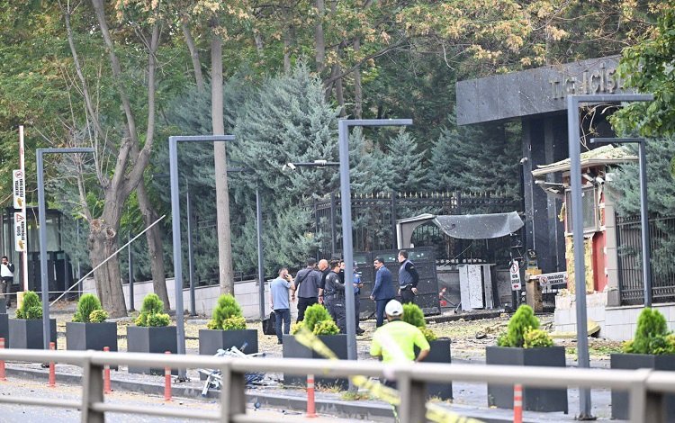 Ankara'da İçişleri Bakanlığı'na bombalı saldırı girişimi