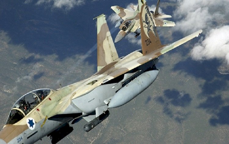 İsrail Suriye'deki askeri noktaları bombaladı: Ölü ve yaralı var