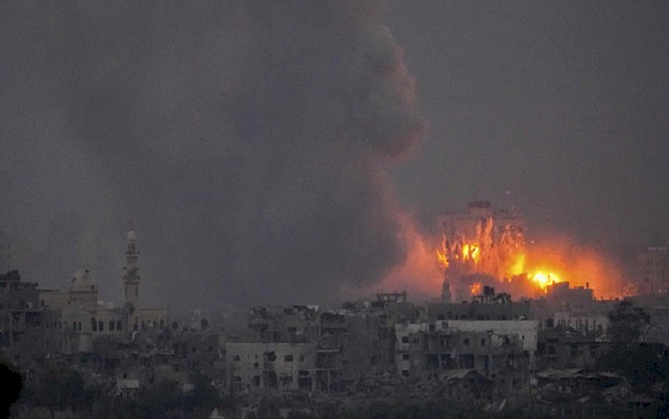 İsrail'den Gazze'ye gece boyu ağır bombardıman