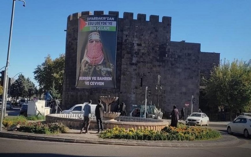 Diyarbakır’ın surlarına Hamas sözcüsünün posteri asıldı