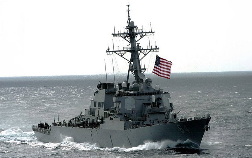 Kızıldeniz'de ABD savaş gemisine saldırı