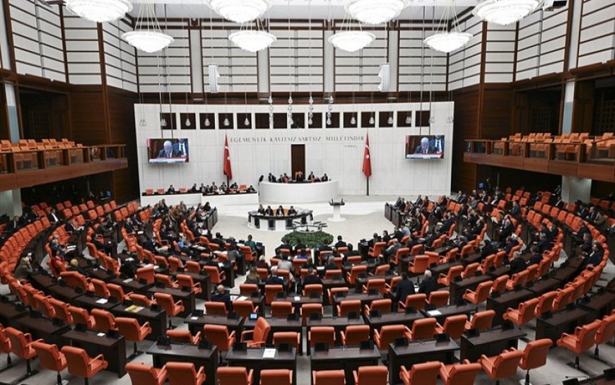 4 partinin ortak metnine imza atmayan CHP'den ayrı bildiri