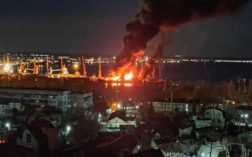 Ukrayna Rus filosuna ait çıkarma gemisini vurdu