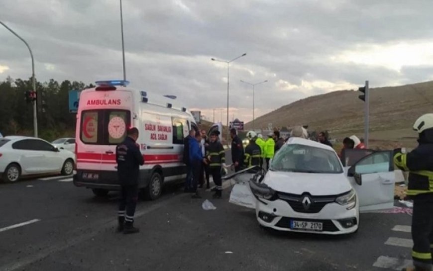 Mardin'de tır ve otomobil çarpıştı: 1 ölü, 3 yaralı