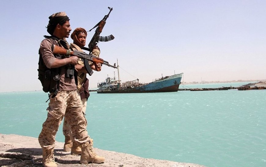 Husiler, Aden Körfezi'nde ABD'ye ait bir gemiyi hedef aldıklarını duyurdu