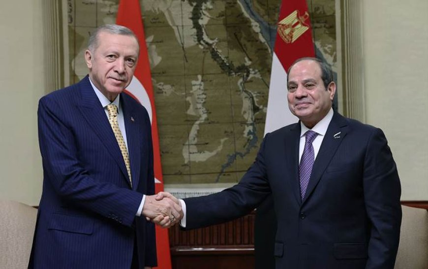 Erdoğan 12 yıl sonra Mısır'da Sisi ile bir arada