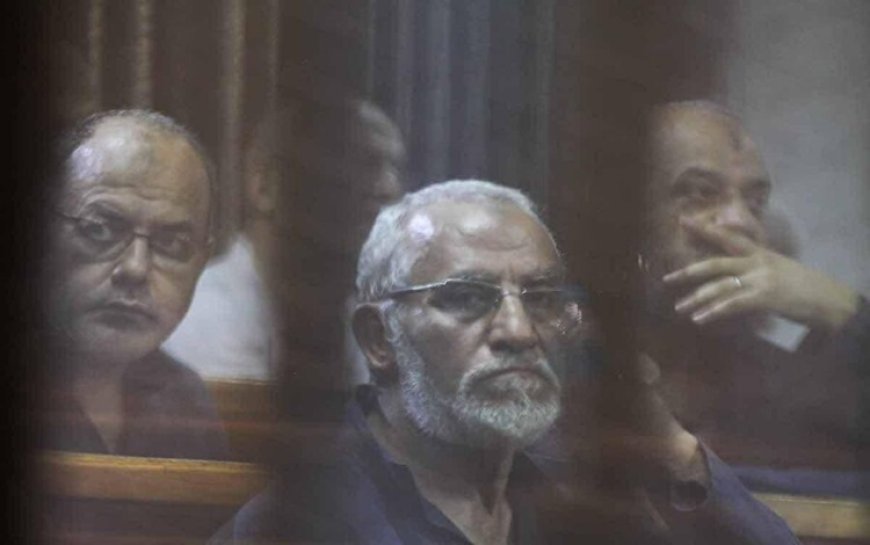Mısır, Müslüman Kardeşler'in 8 yöneticisini idam cezasına çarptırdı