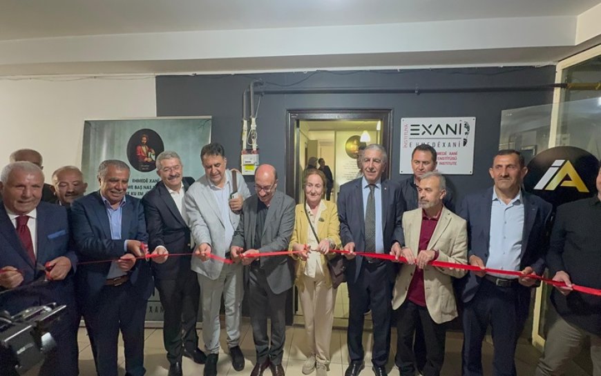 Van'da Ehmedê Xanî Enstitüsünün açılışı yapıldı