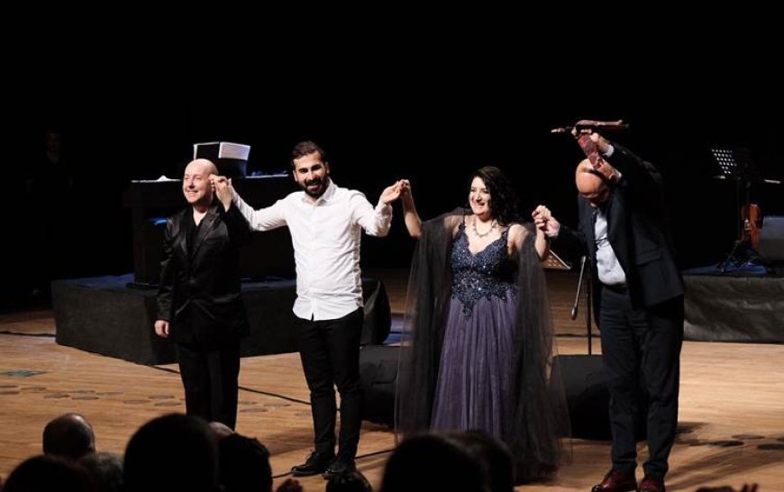 Diyarbakır'da Pervin Chakar konserine yoğun ilgi
