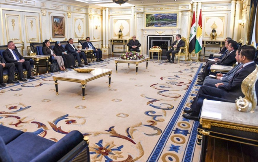 Başbakan Barzani, Irak Parlamentosu heyeti ile bir araya geldi