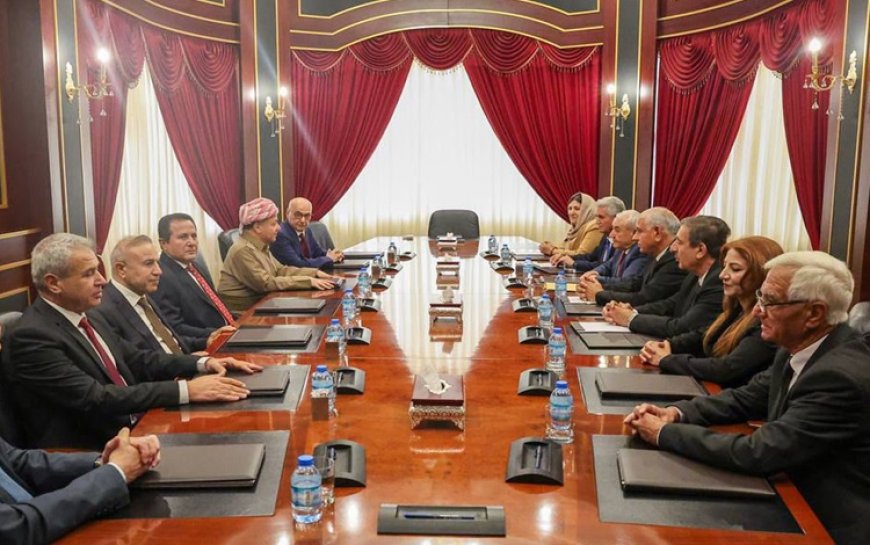 Başkan Barzani ENKS'den bir heyeti kabul etti