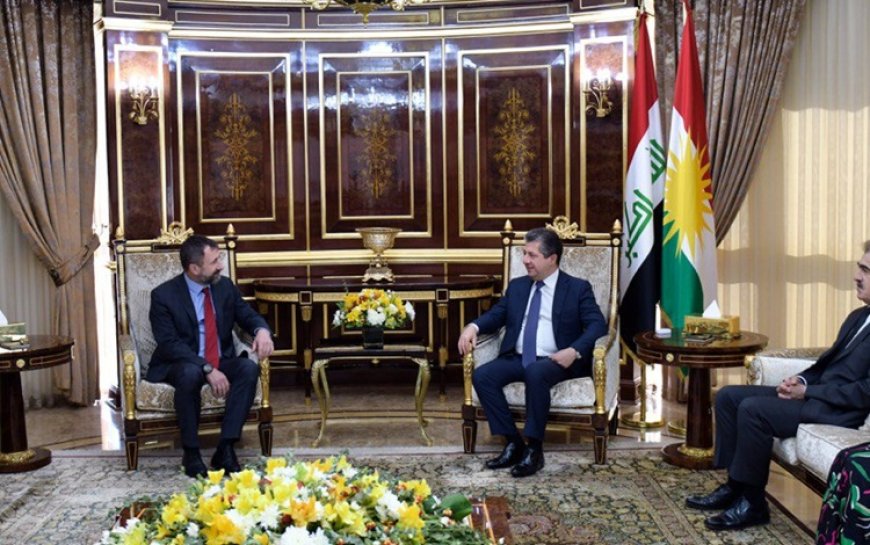 Mesrur ​​Barzani, Çek Cumhuriyeti'nin Irak Büyükelçisini kabul etti