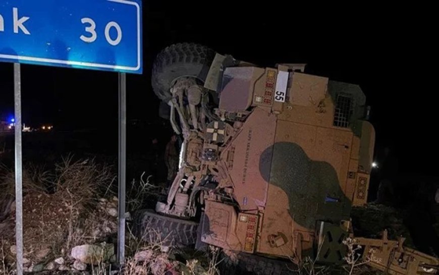 Şırnak'ta askeri araç devrildi: 10 asker yaralandı